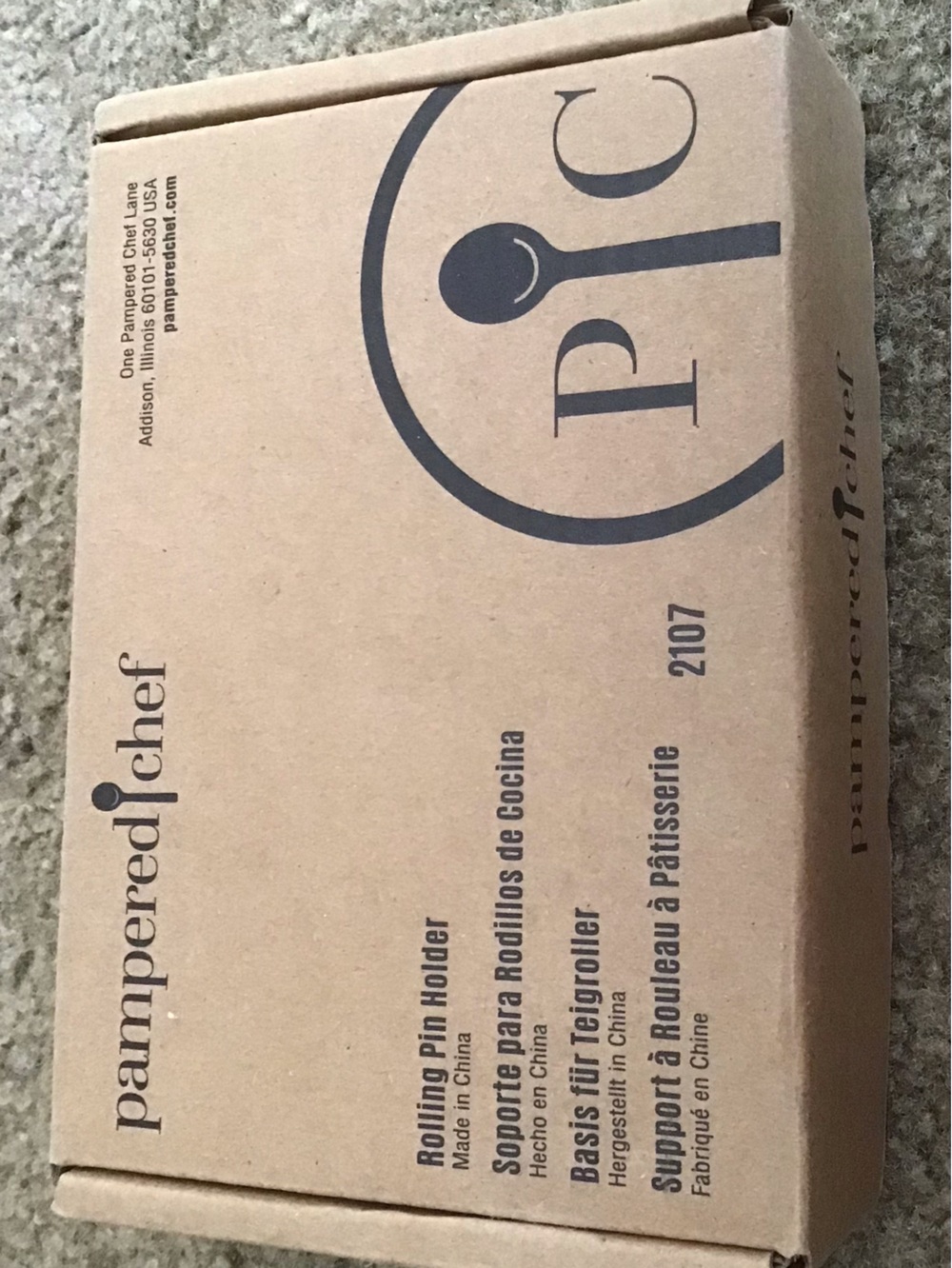 NIB PAMPERED CHEF Rolling Pin Holder for Marble Rolling Pin New in box #2107